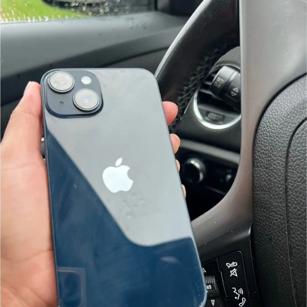 Apple iPhone 14 in black 128gb AT & T locked like new